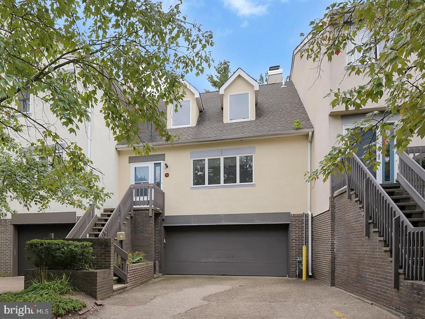 16 EXETER CT