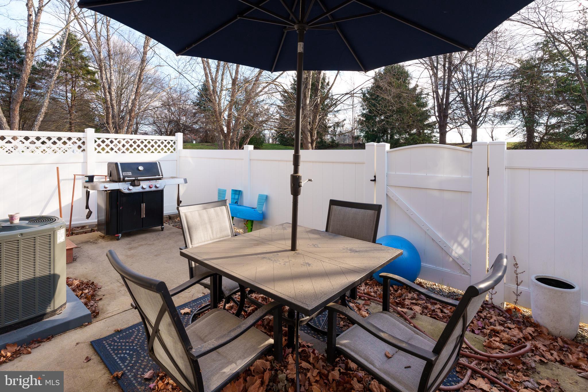 3 WINDSOR POND ROAD
