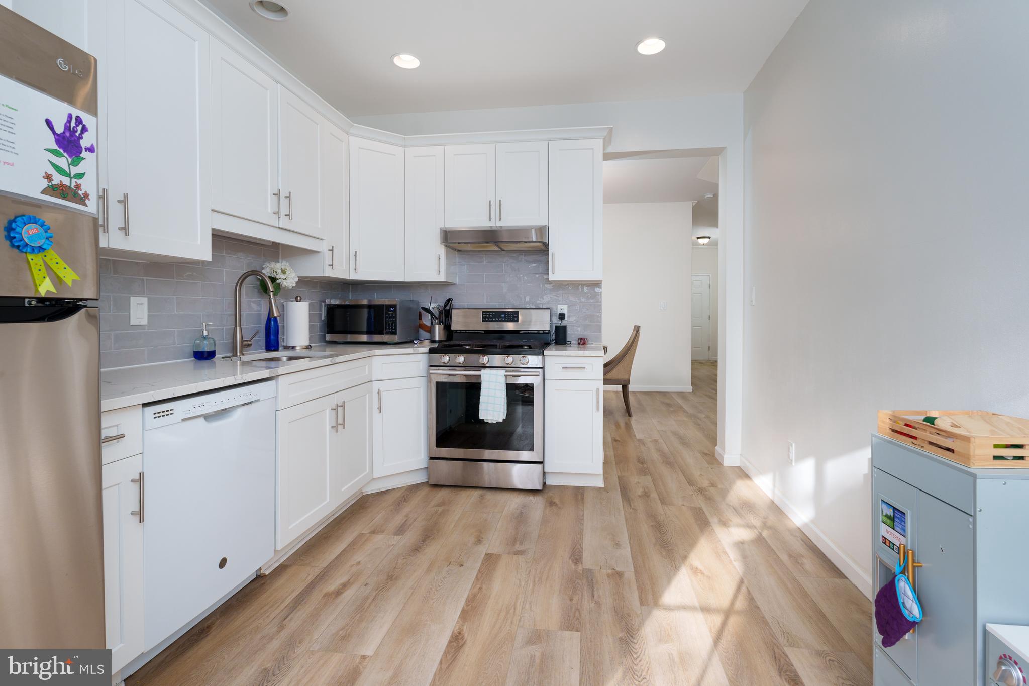 3 WINDSOR POND ROAD
