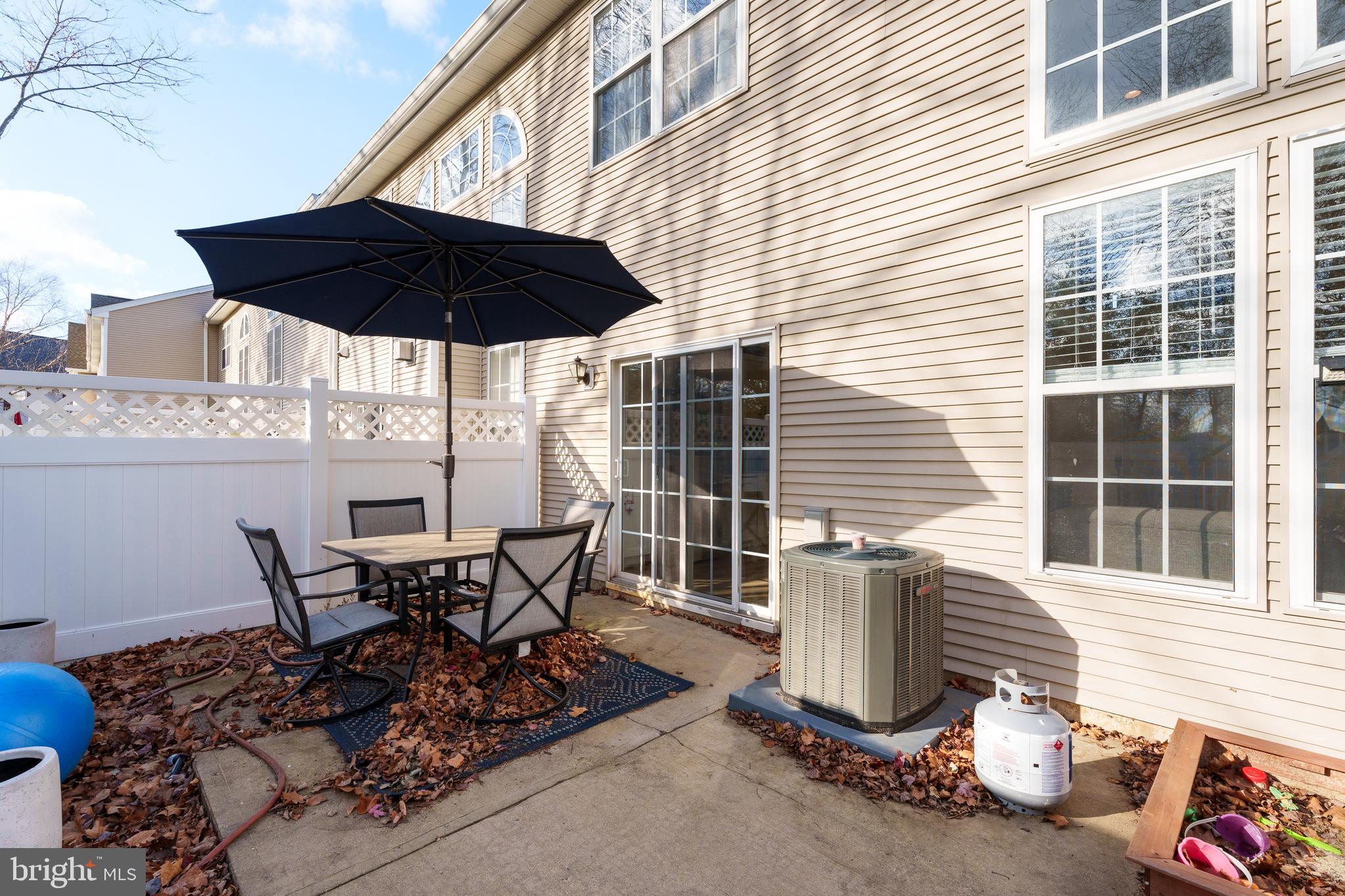 3 WINDSOR POND ROAD