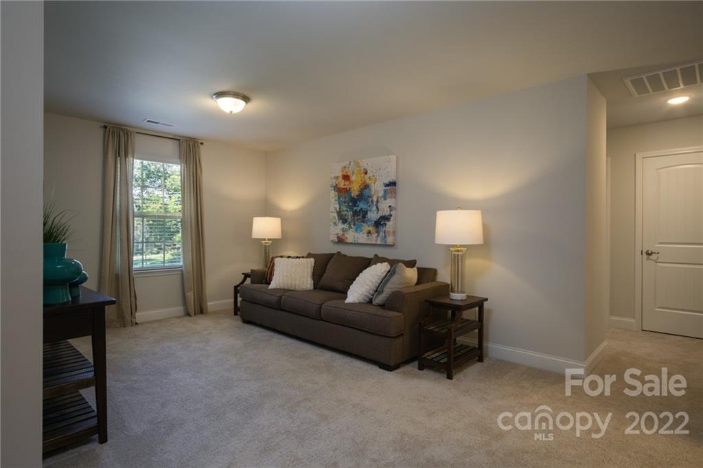 144 Charles Farm Drive Unit: 47