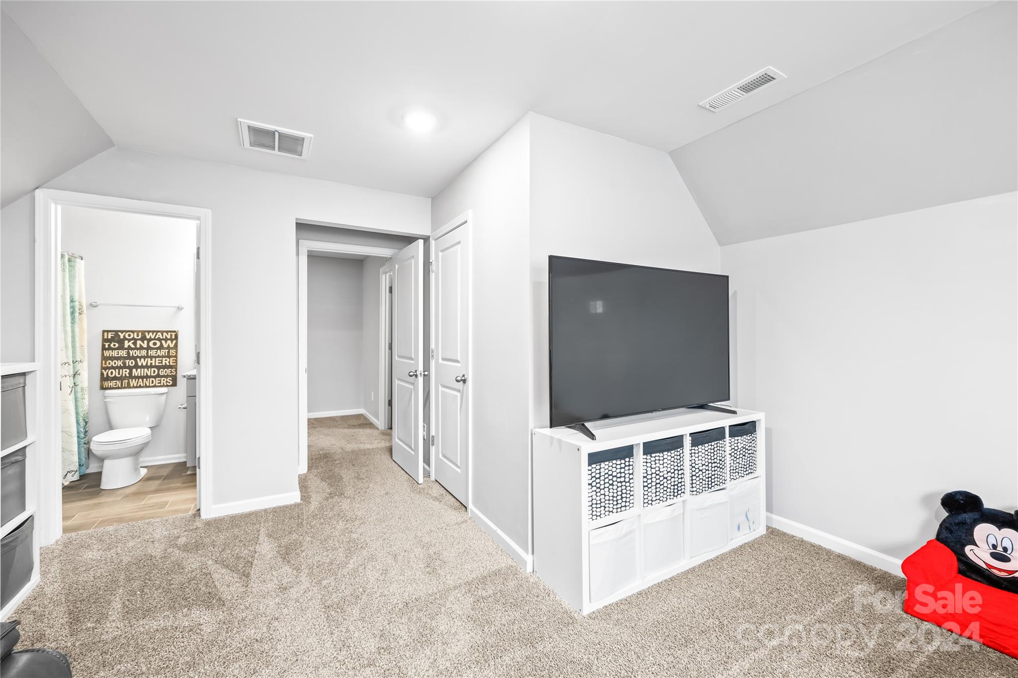 119 Candlelight Way