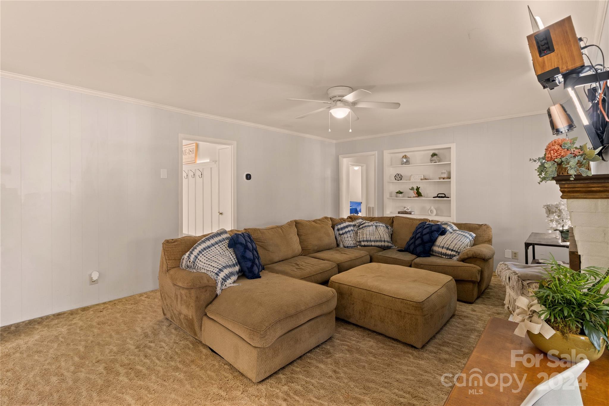 633 Briarwood Drive