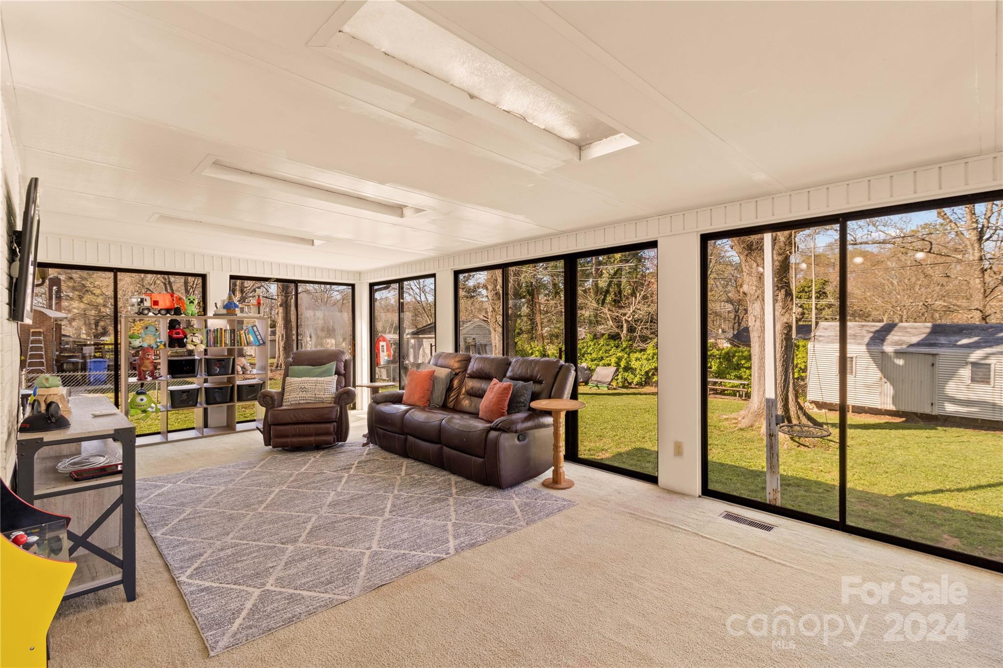 633 Briarwood Drive