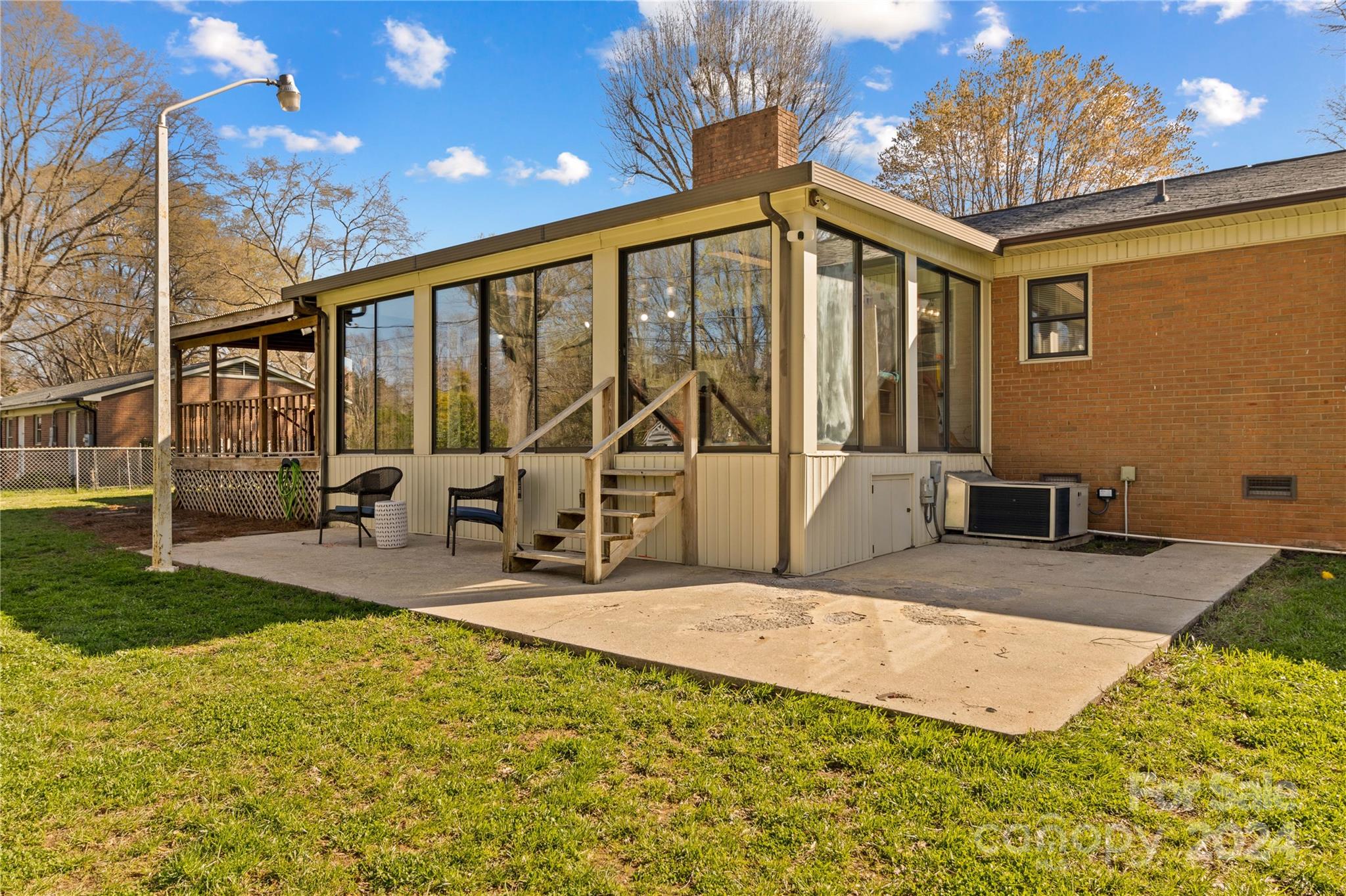 633 Briarwood Drive
