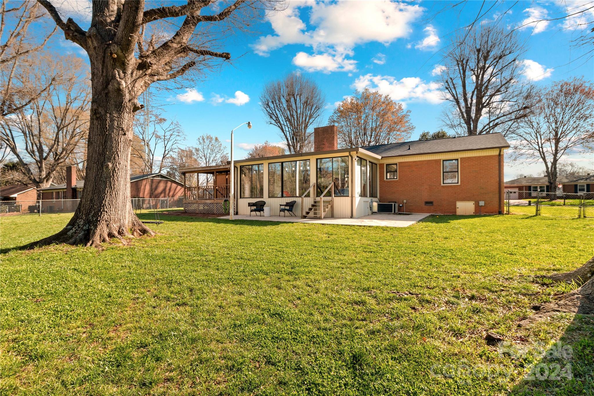633 Briarwood Drive