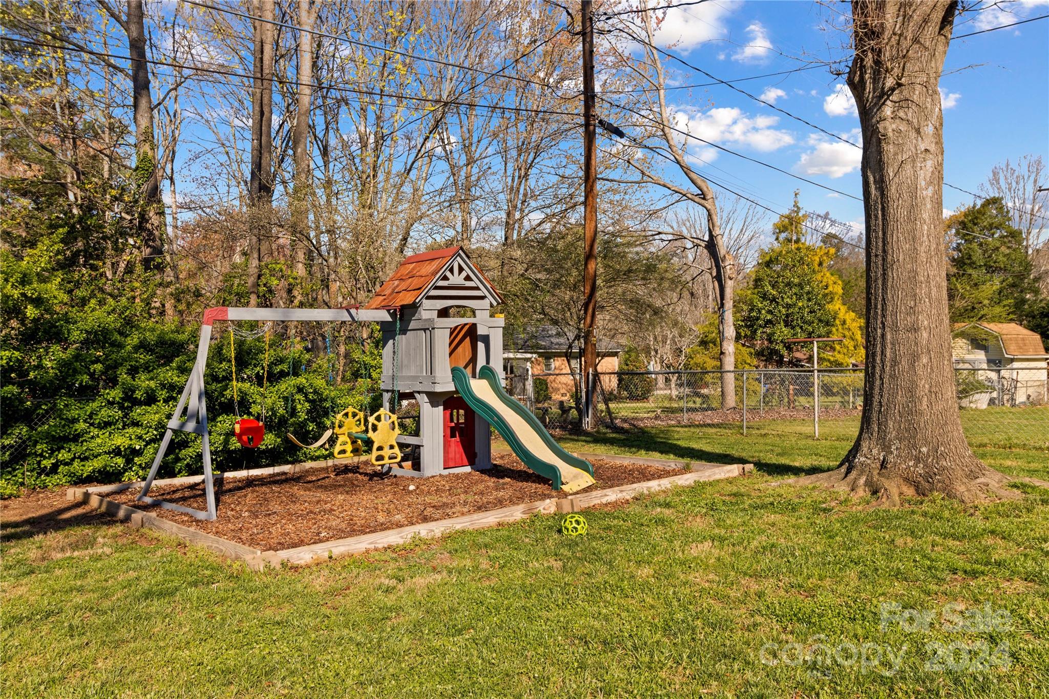 633 Briarwood Drive