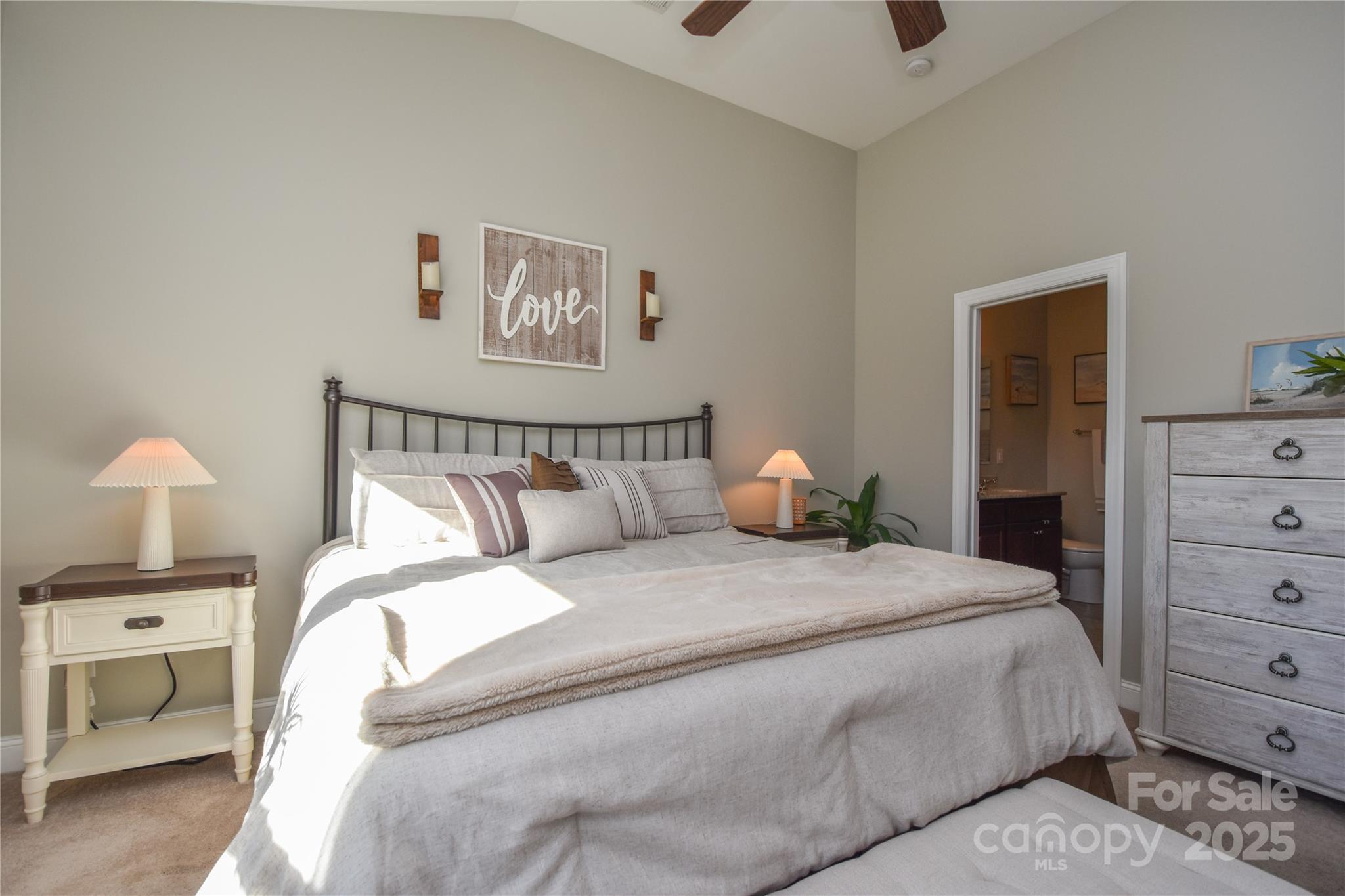 116 Paradise Hills Circle