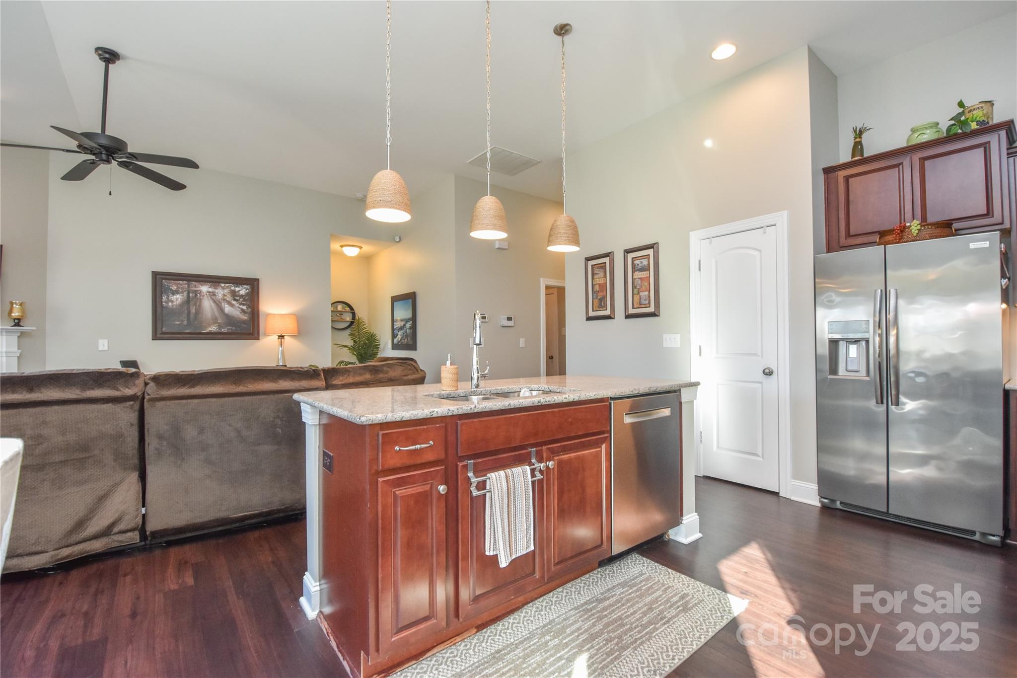 116 Paradise Hills Circle