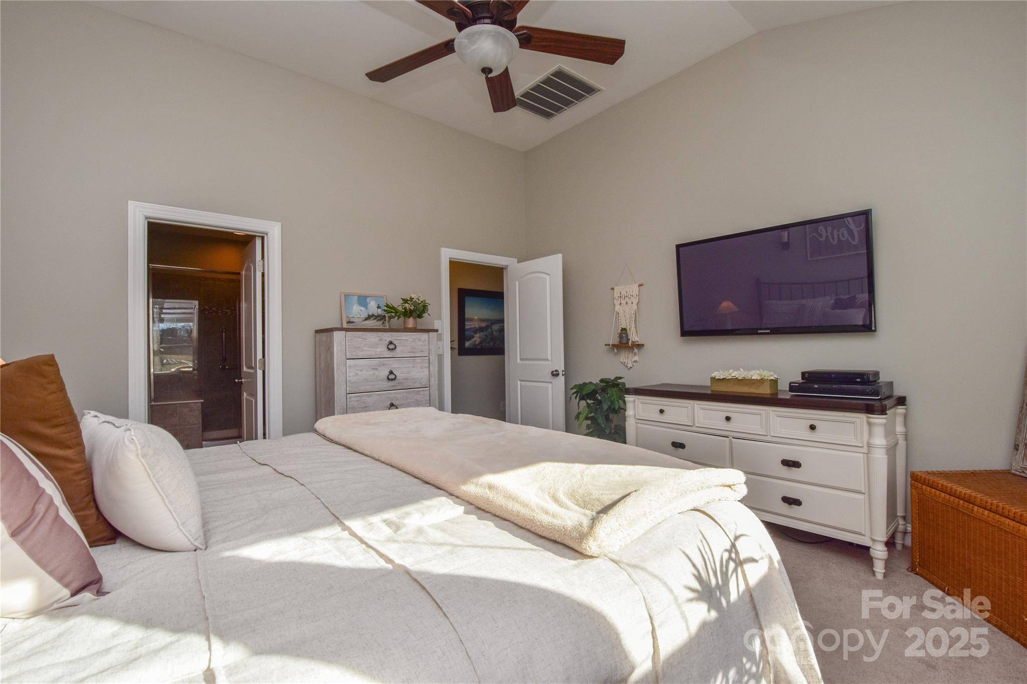 116 Paradise Hills Circle