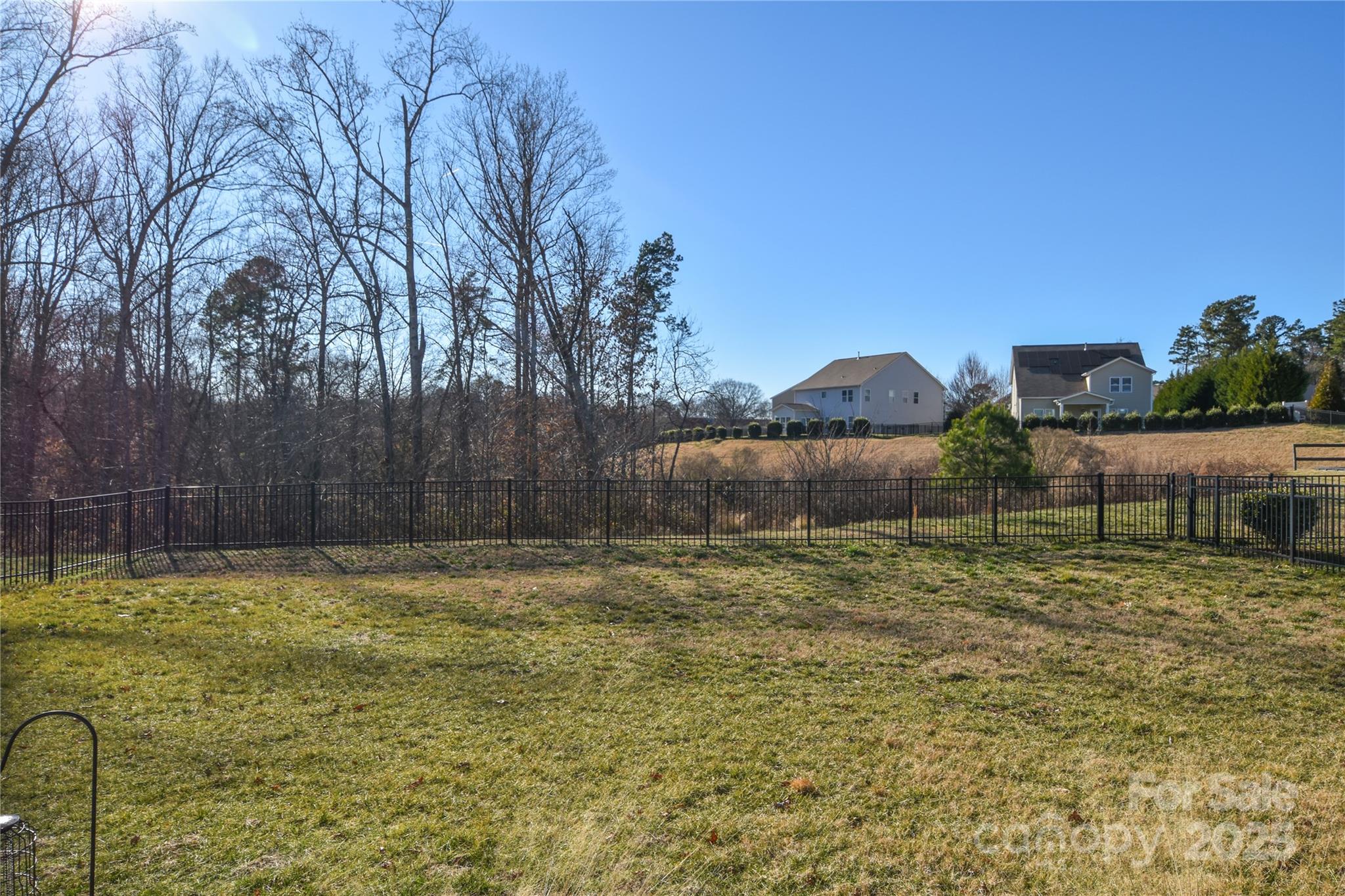 116 Paradise Hills Circle