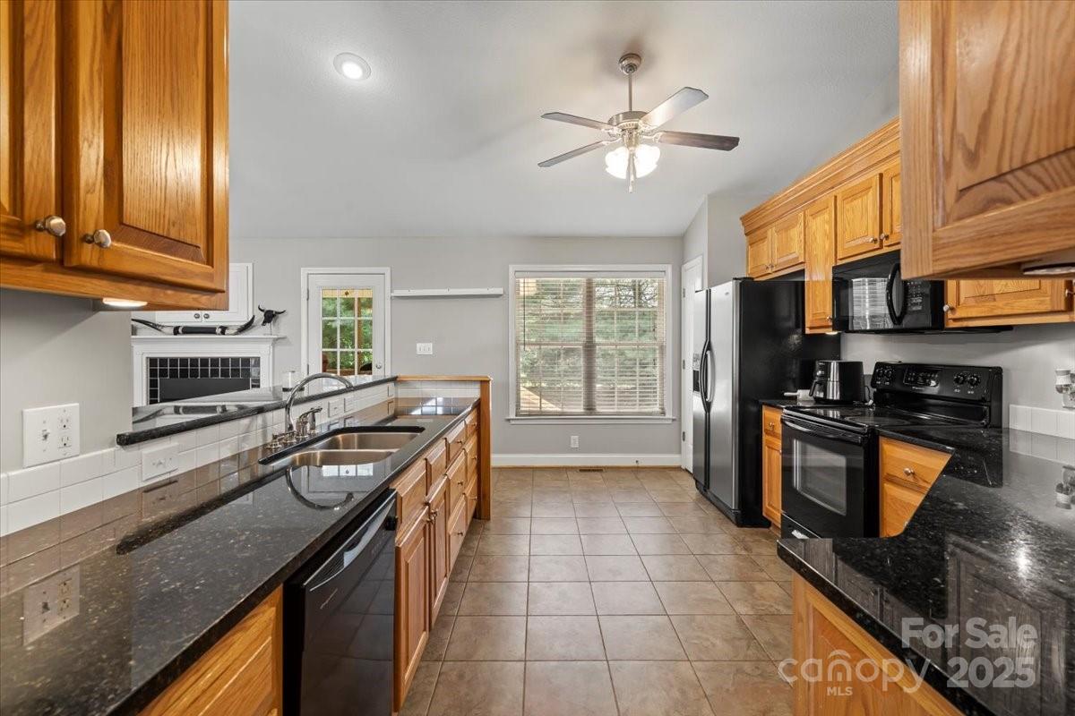 112 Chasse Court
