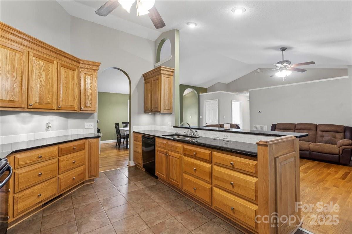 112 Chasse Court