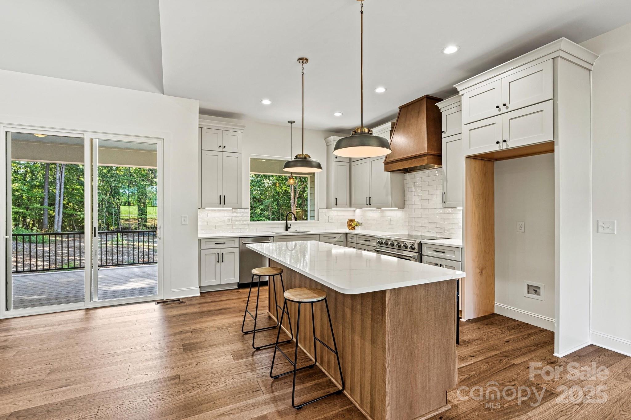 252 Teeter Road