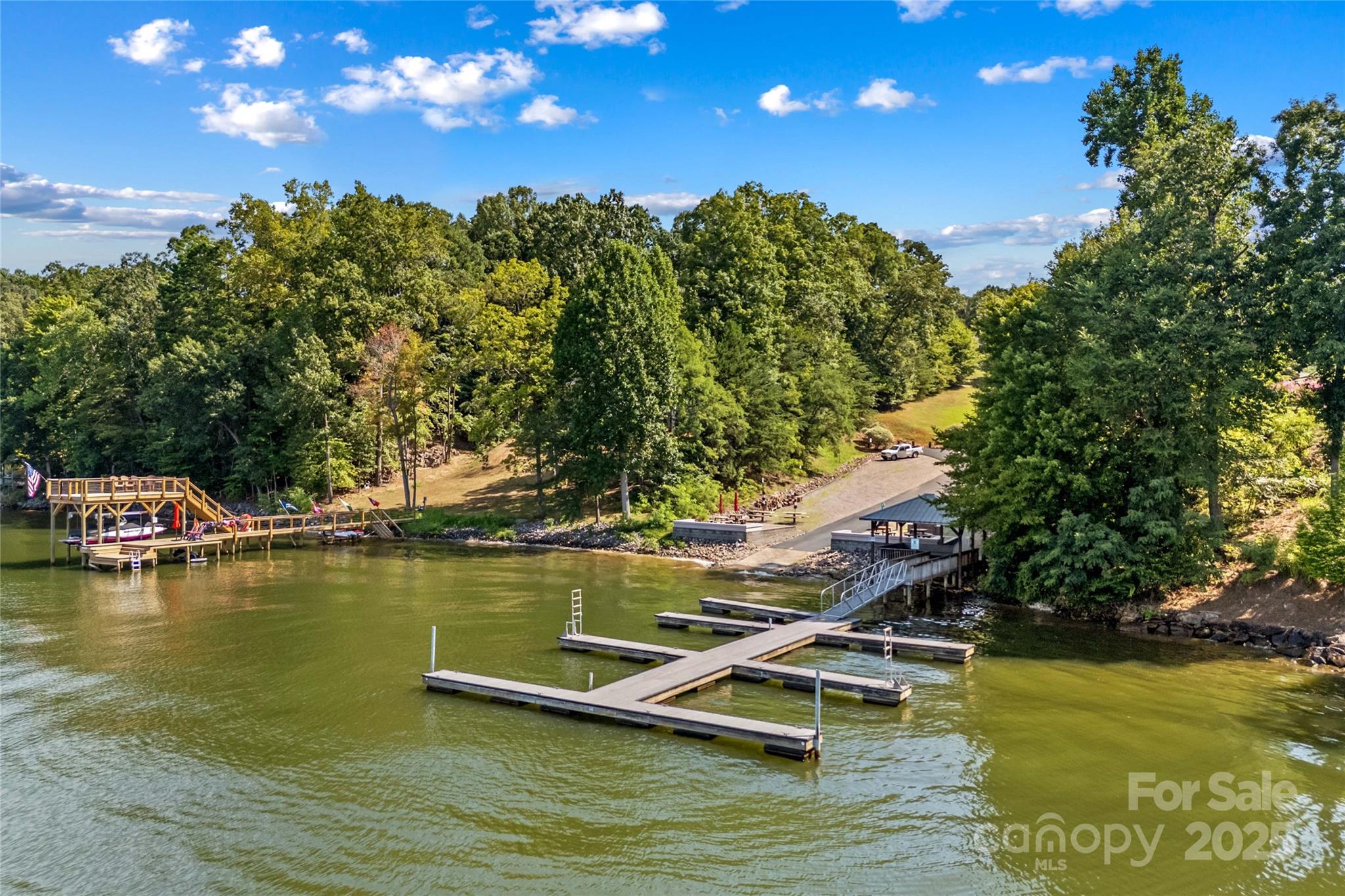 00 N Harbor Watch Drive Unit: 157