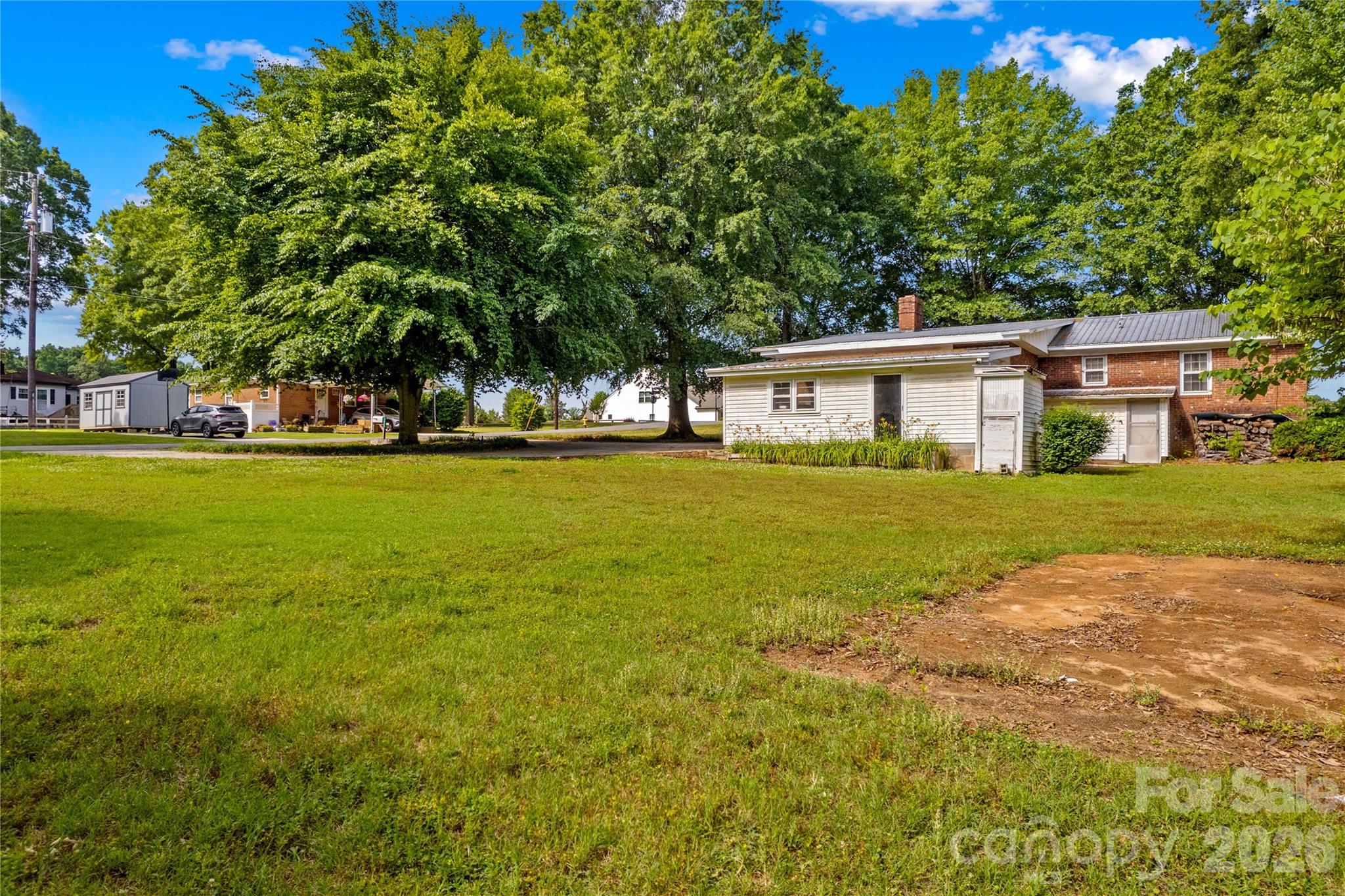 1059 Shearers Road