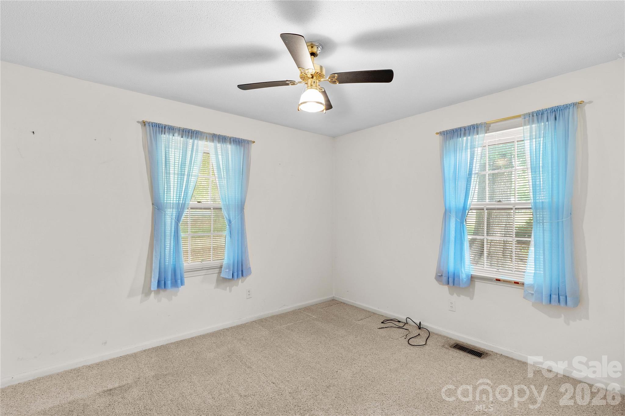 1059 Shearers Road