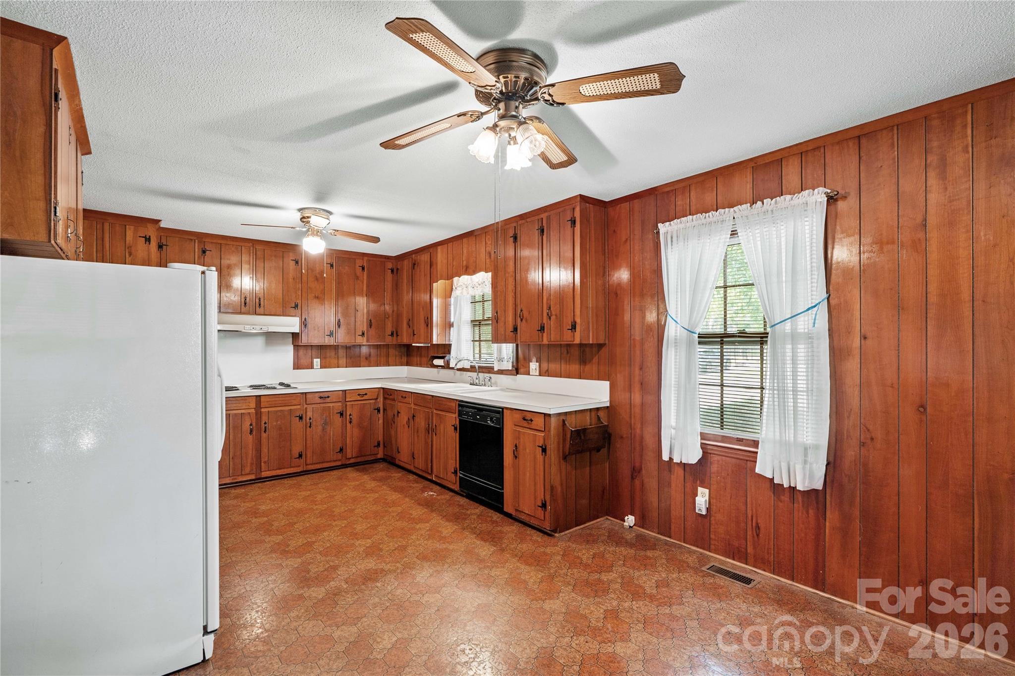 1059 Shearers Road