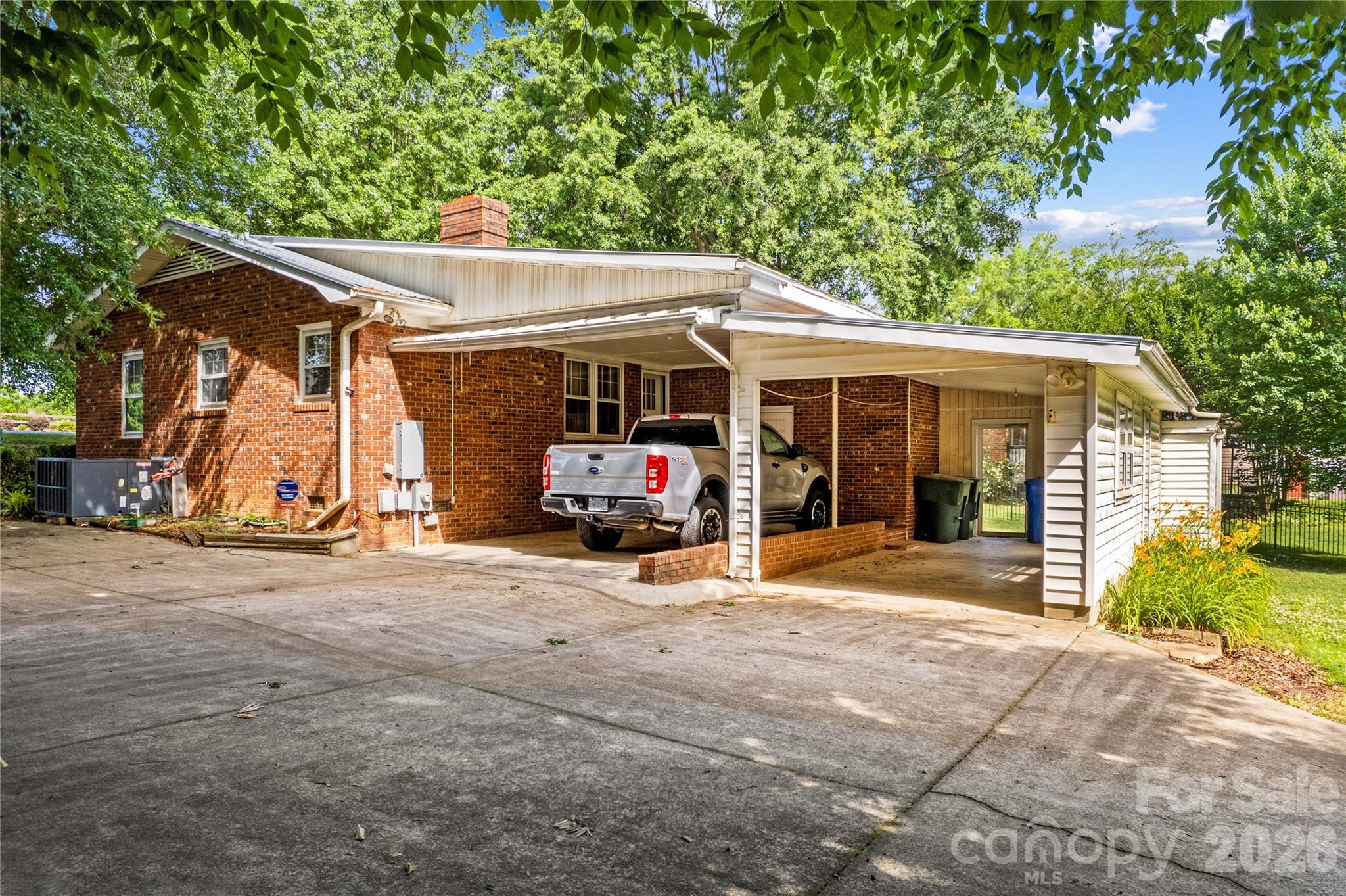 1059 Shearers Road