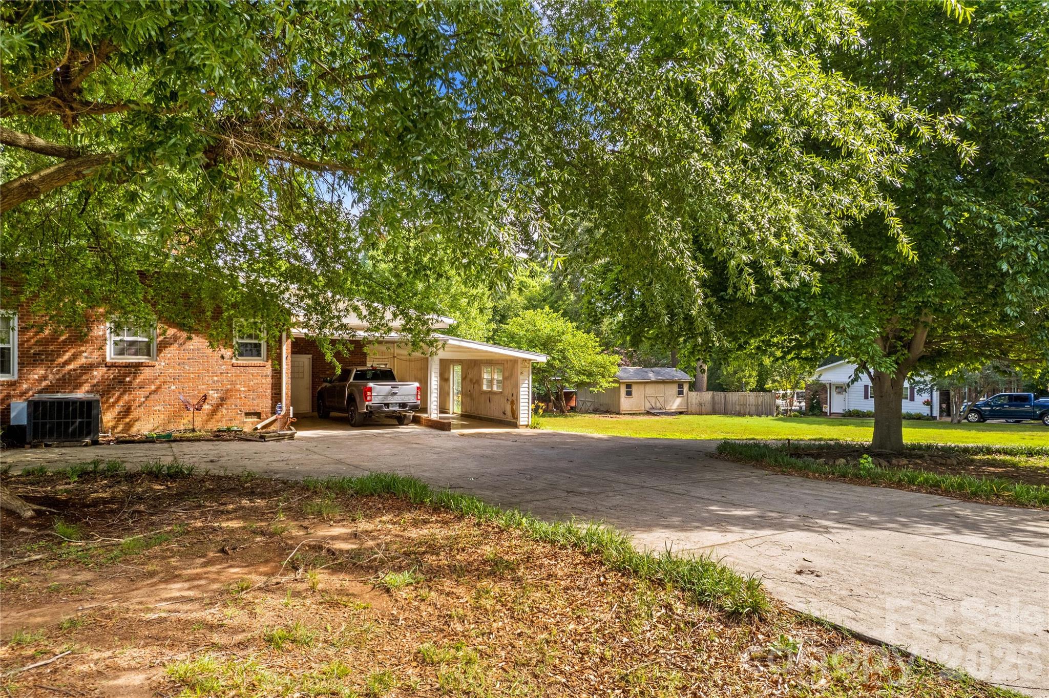 1059 Shearers Road