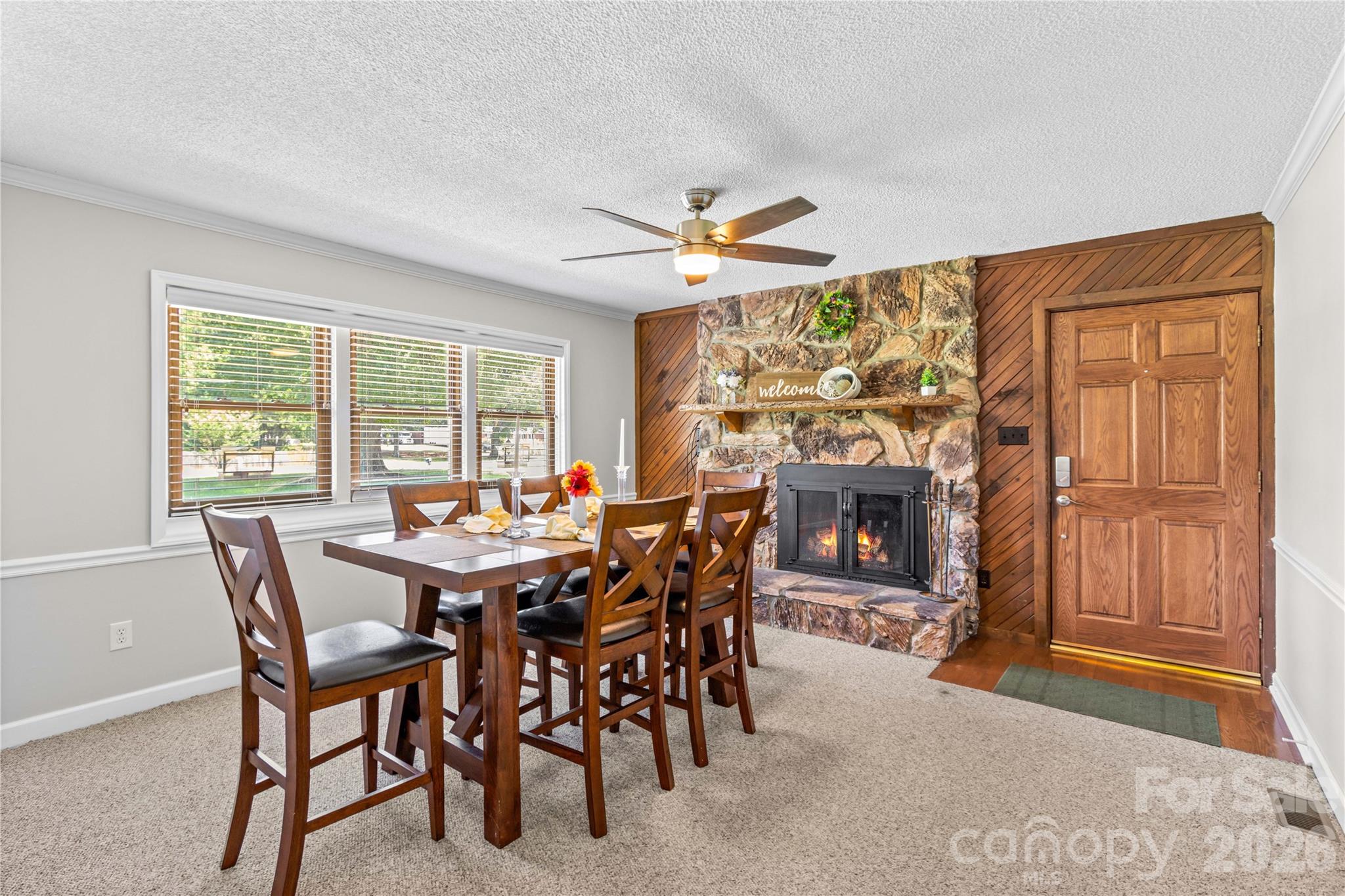 946 Shearers Road