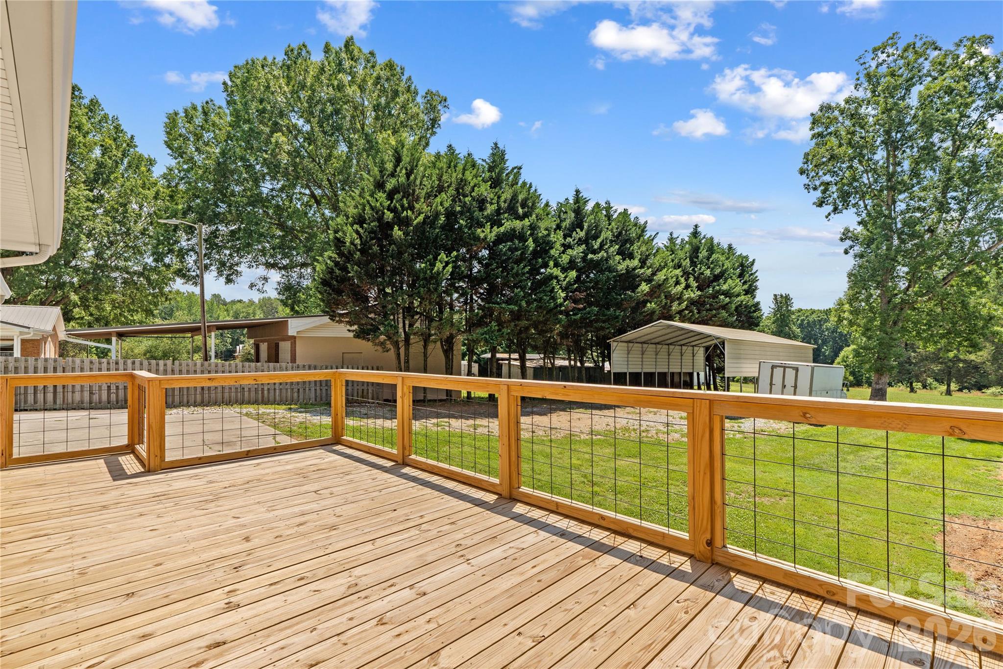 946 Shearers Road