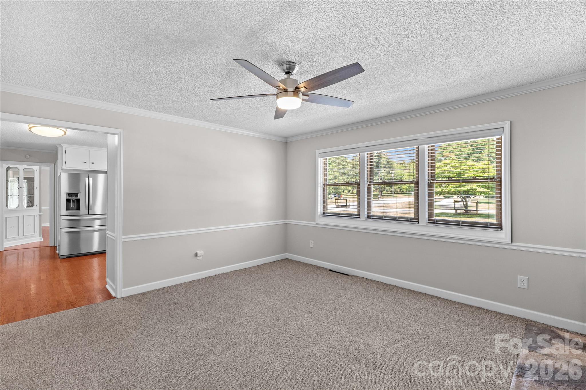 946 Shearers Road