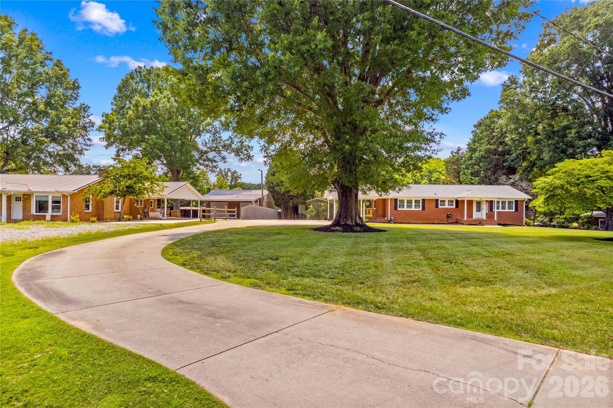 946 Shearers Road