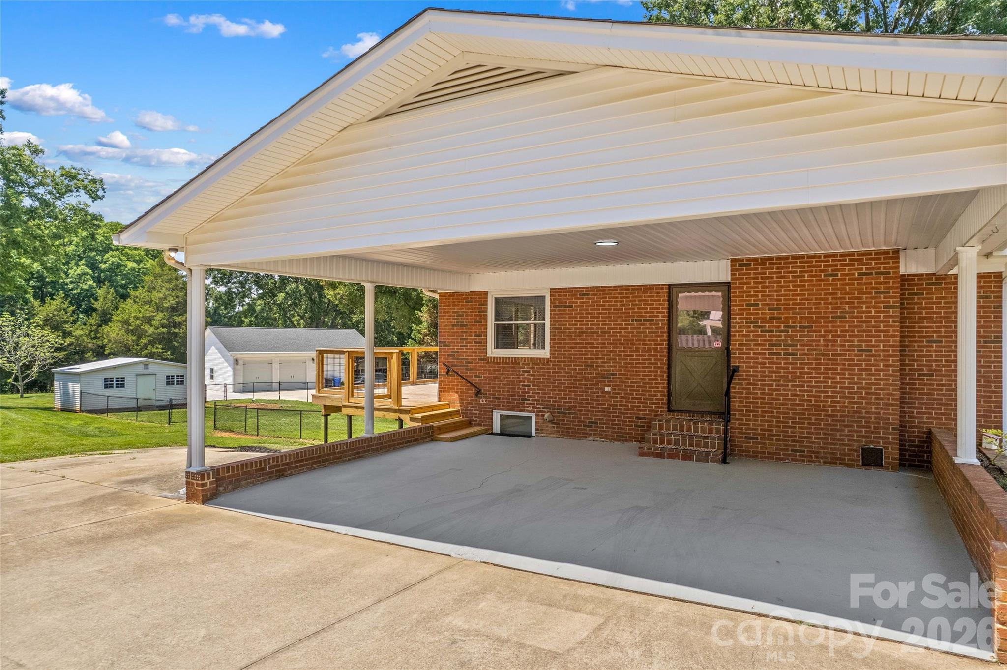946 Shearers Road