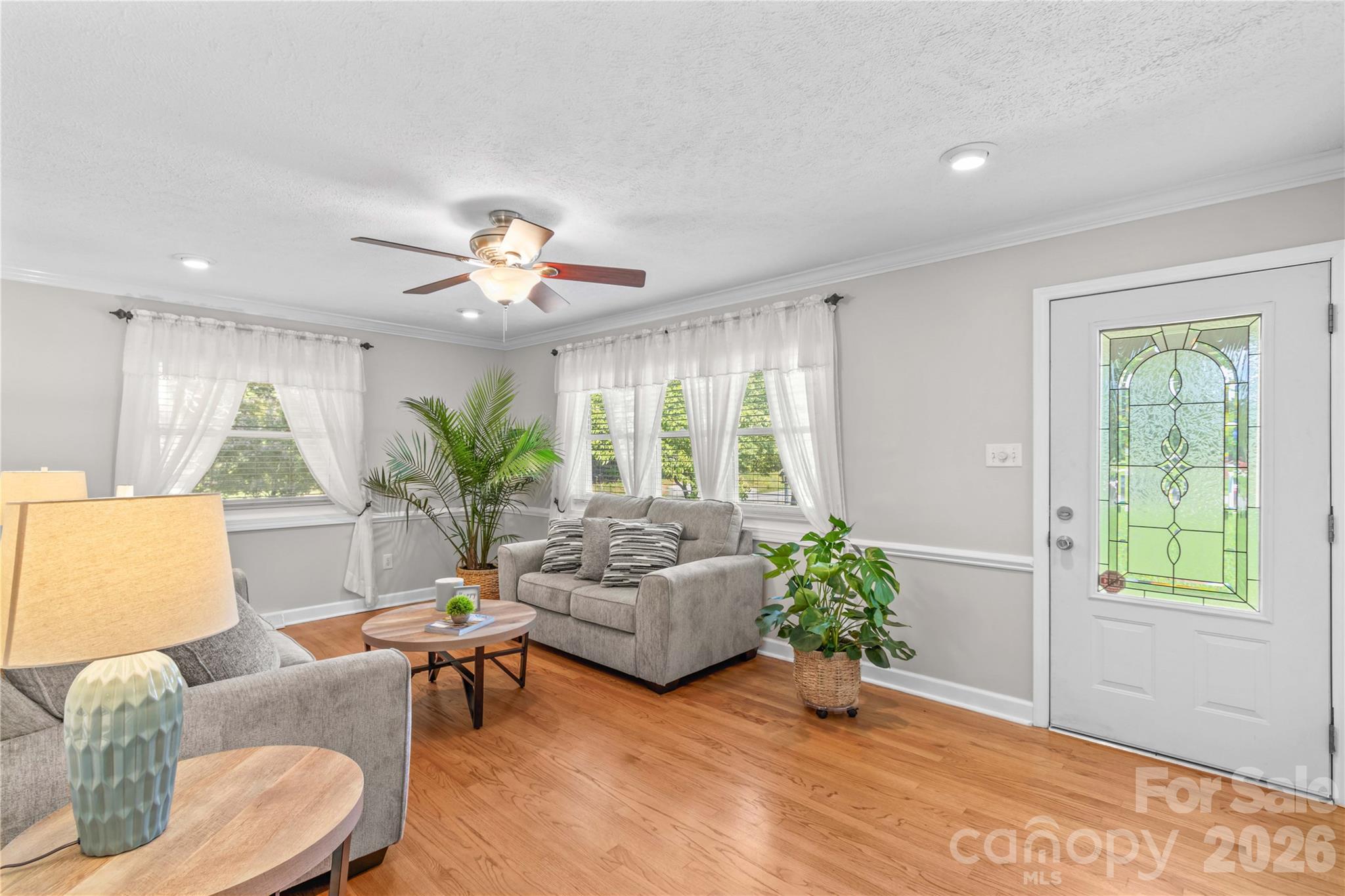 946 Shearers Road