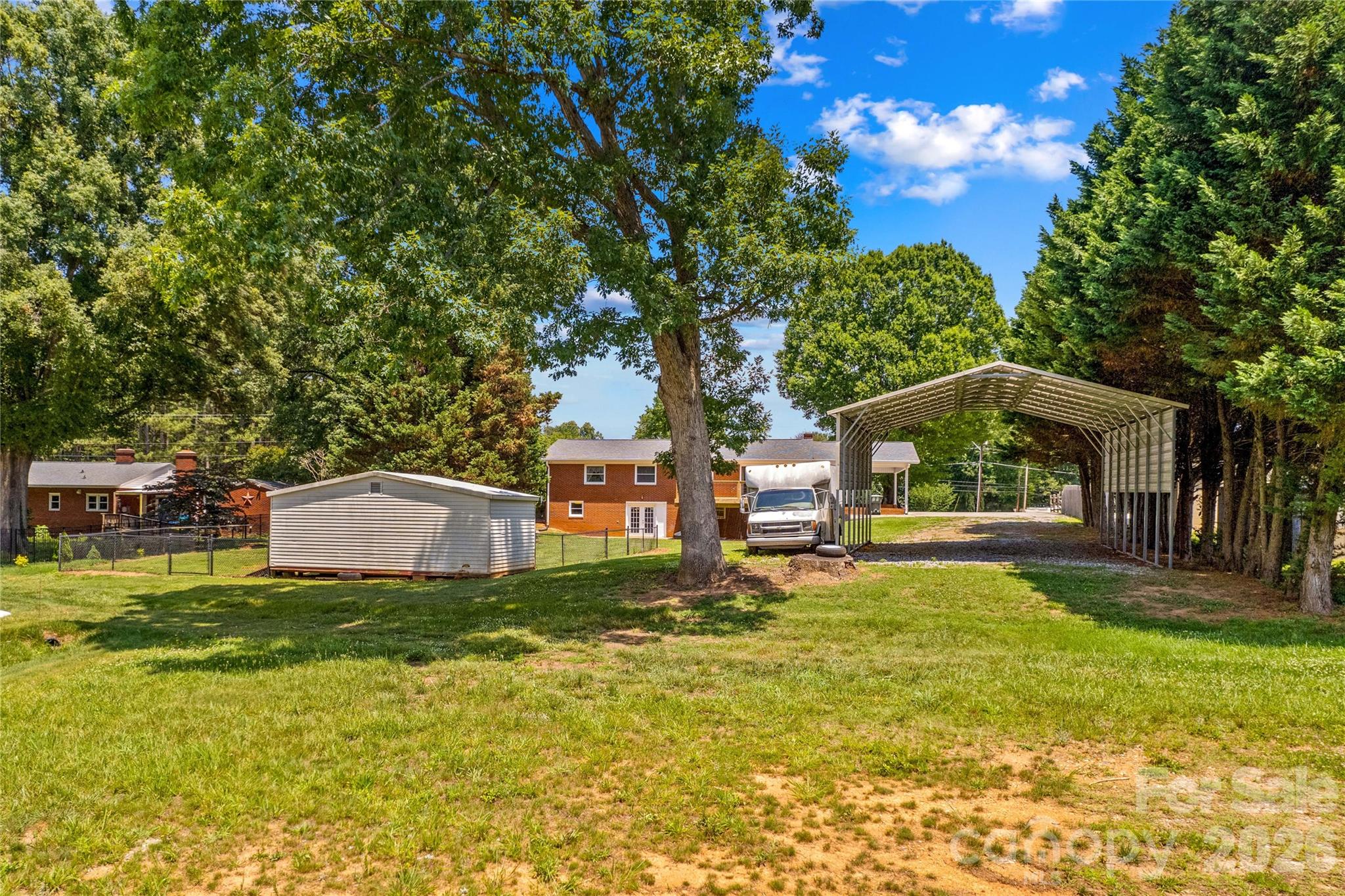 946 Shearers Road