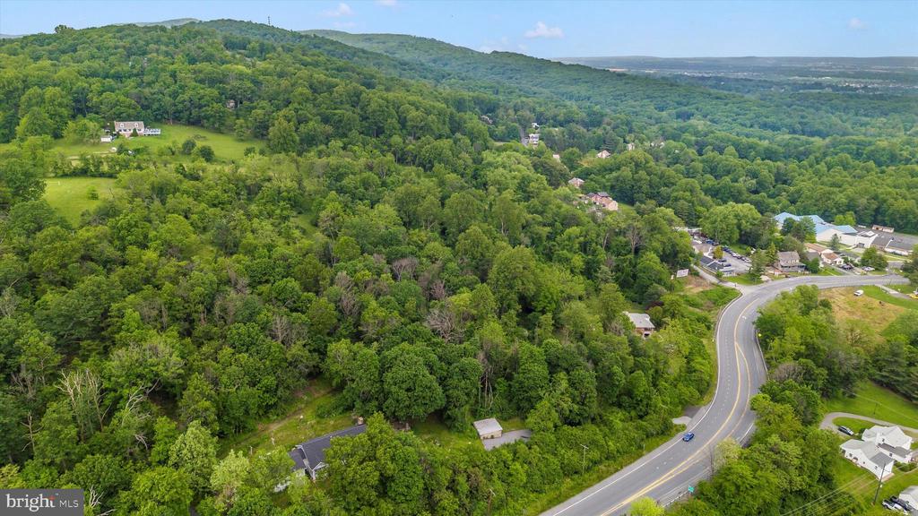 EDGEMONT ROAD