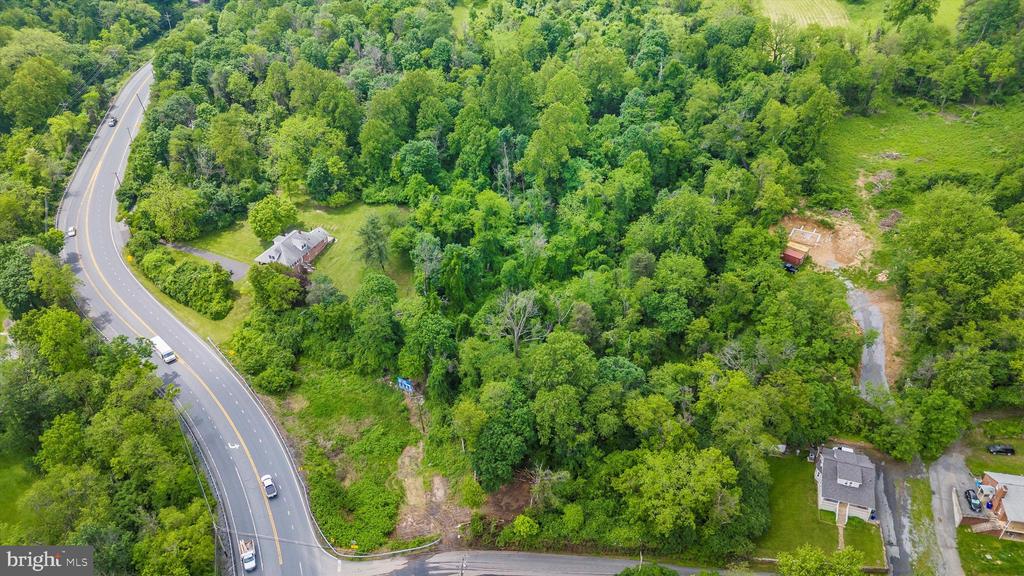 EDGEMONT ROAD