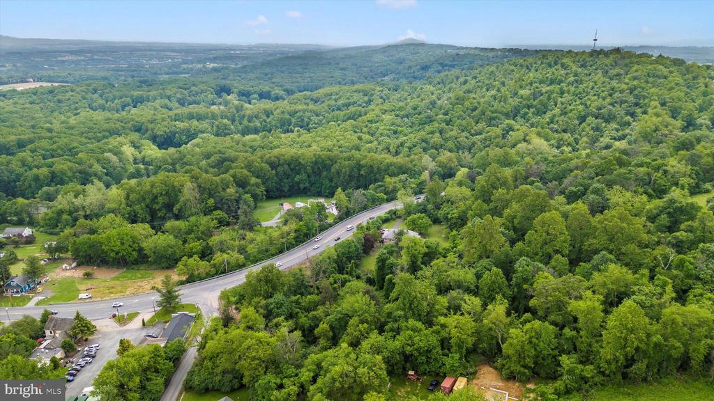 EDGEMONT ROAD