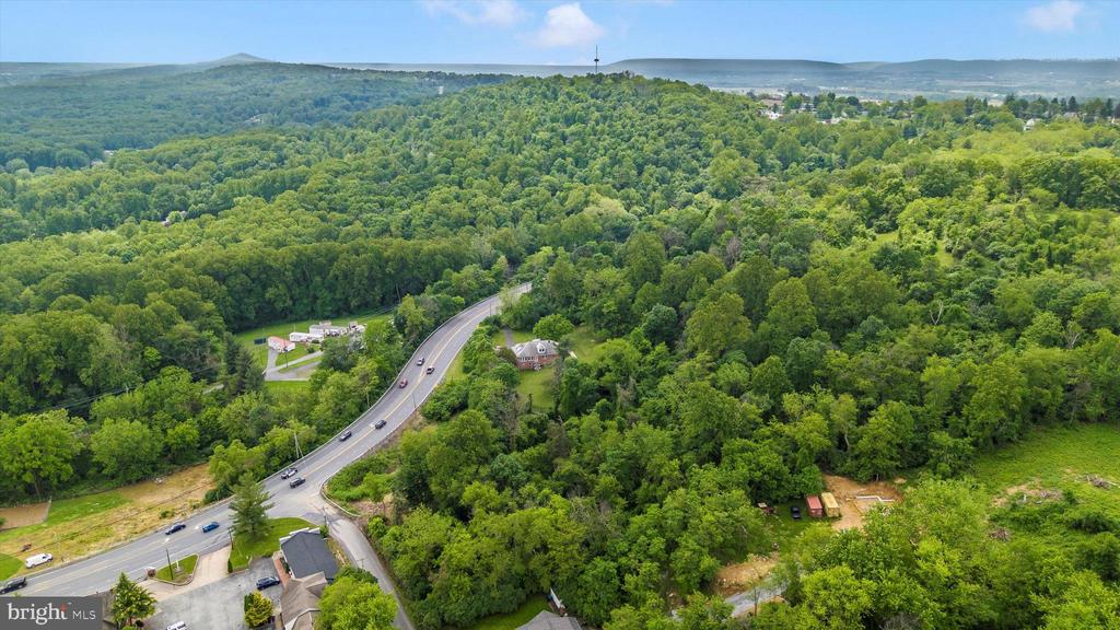 EDGEMONT ROAD