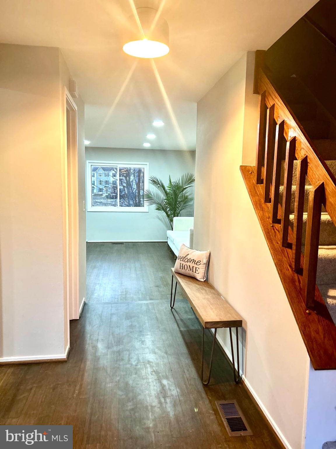 9533 Fern Hollow