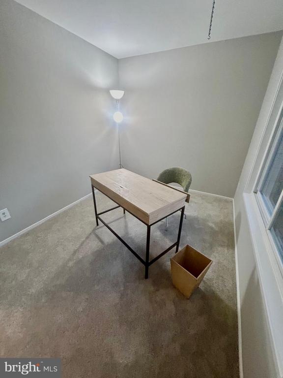 9533 Fern Hollow