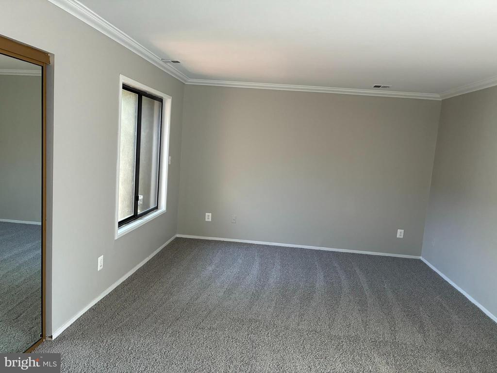9537 FERN HOLLOW WAY