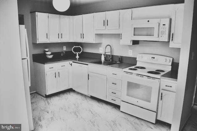 9537 FERN HOLLOW WAY