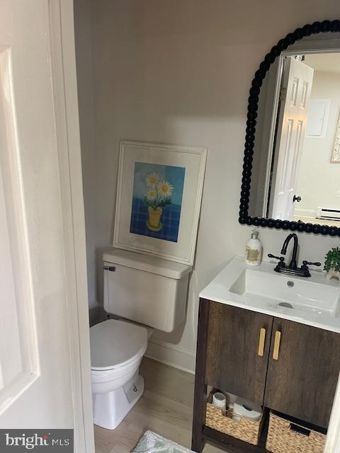 120-122 E Pall Mall St