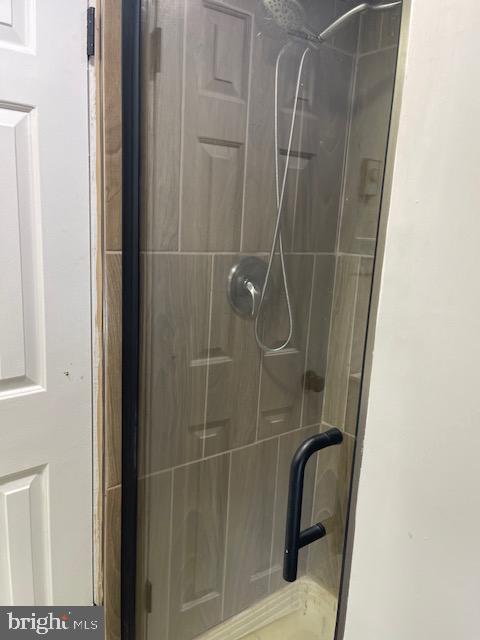 120-122 E Pall Mall St