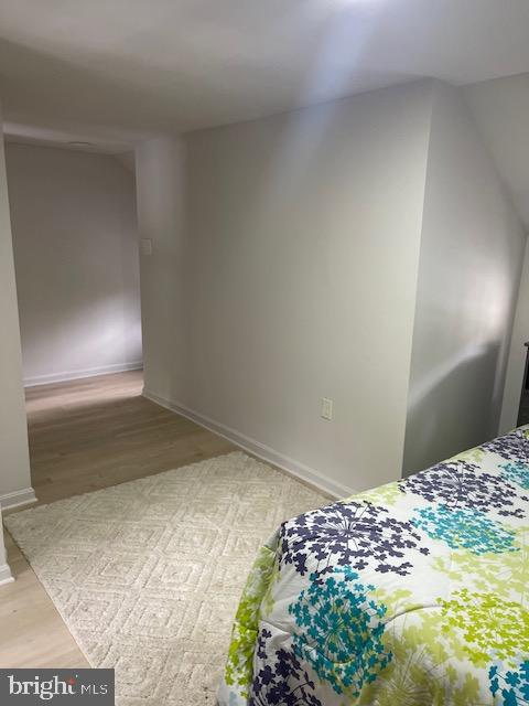 120-122 E Pall Mall St