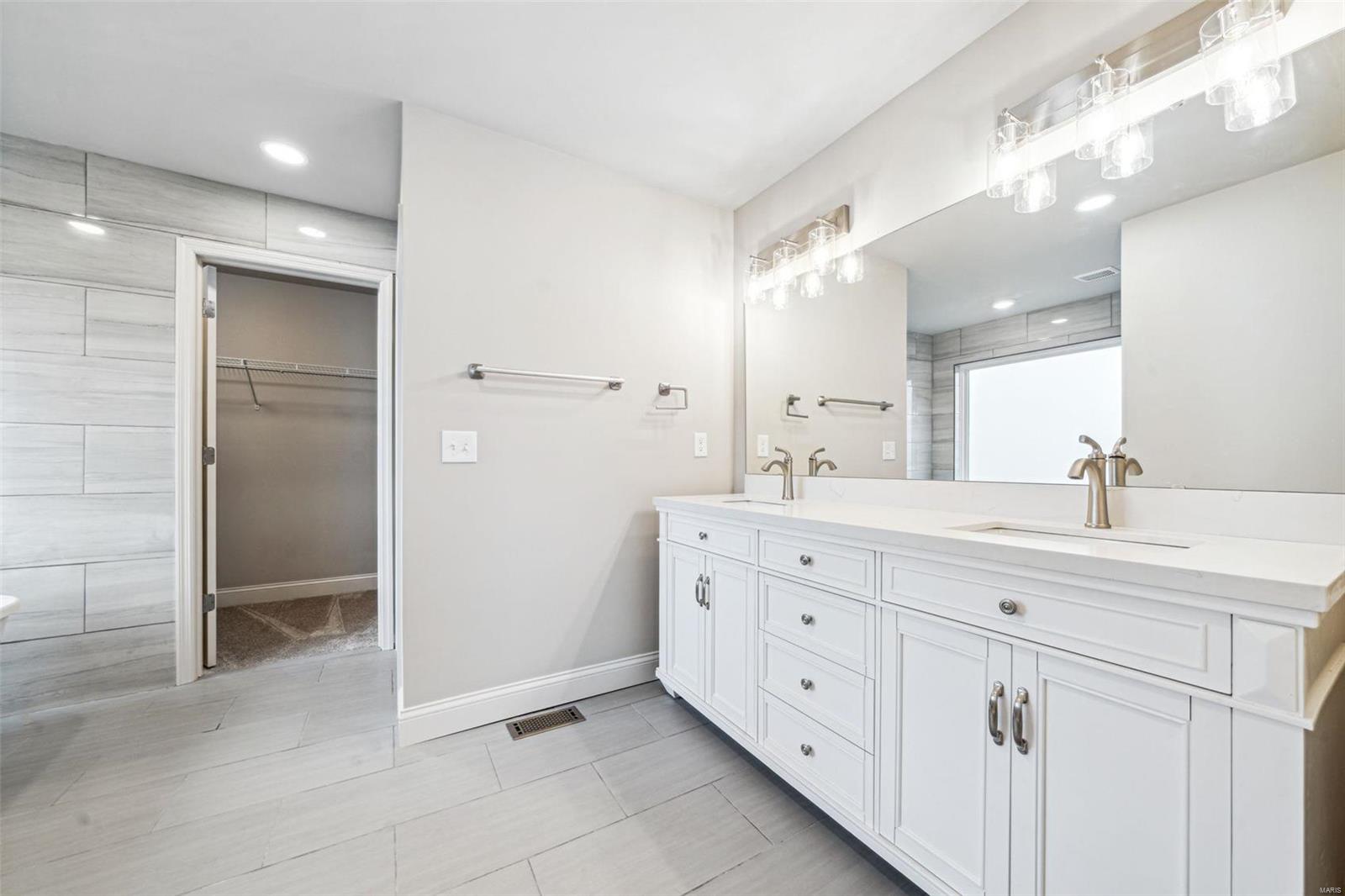3502 Huntington Lane