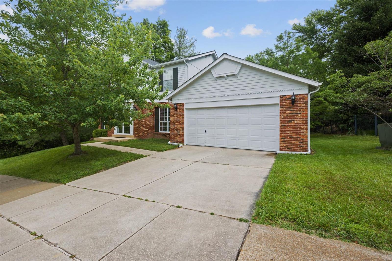 2426 Forest Leaf Parkway