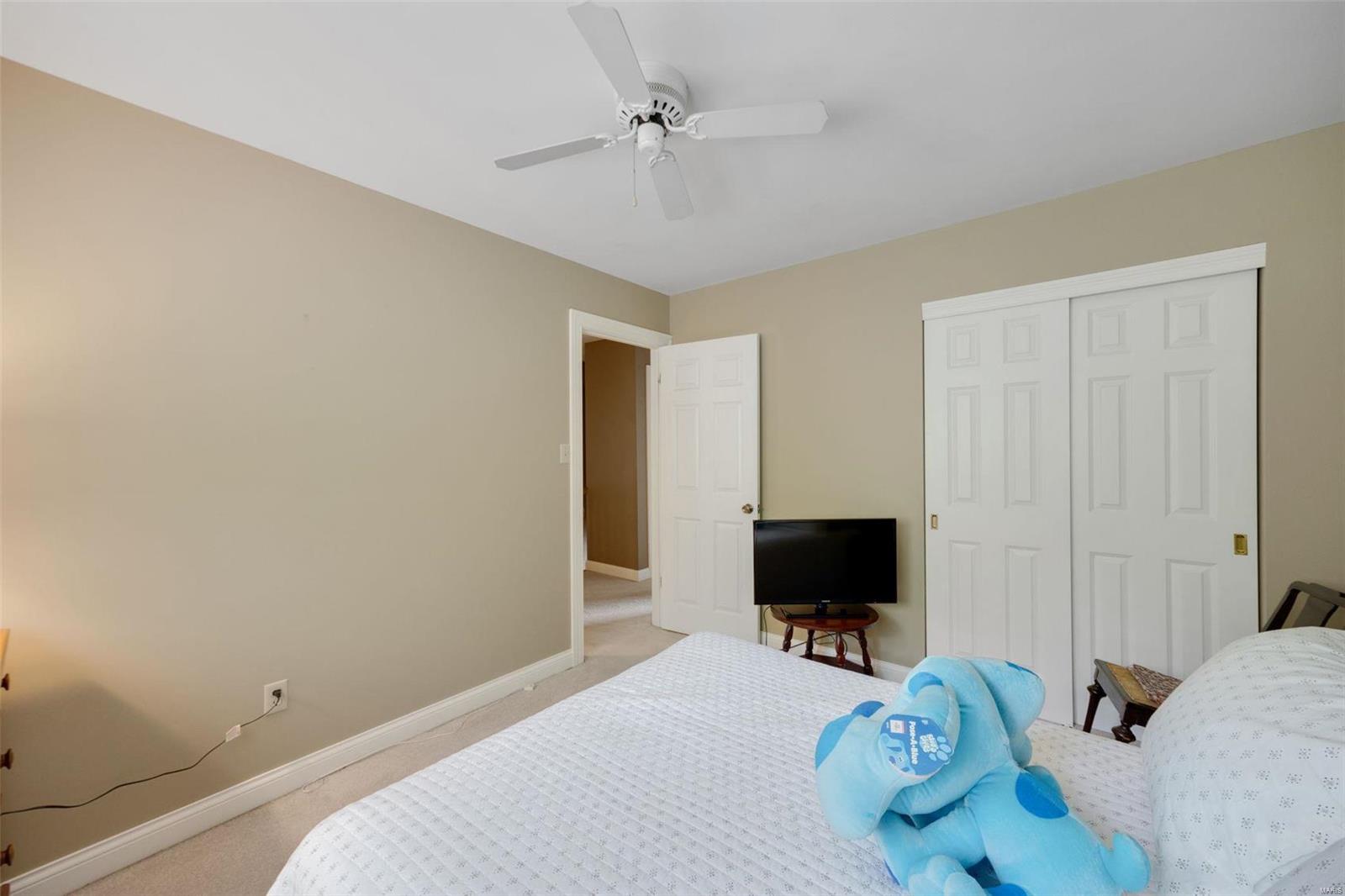 2426 Forest Leaf Parkway