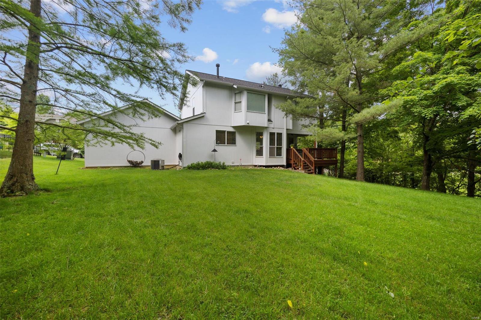 2426 Forest Leaf Parkway