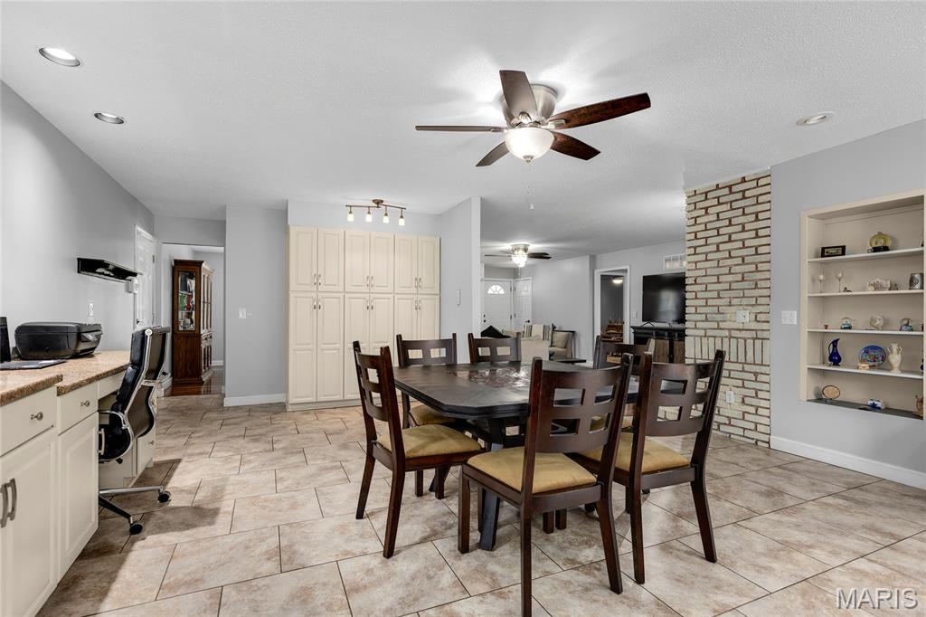 14656 Laketrails Court