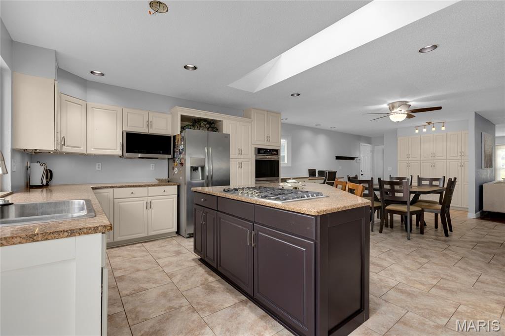 14656 Laketrails Court