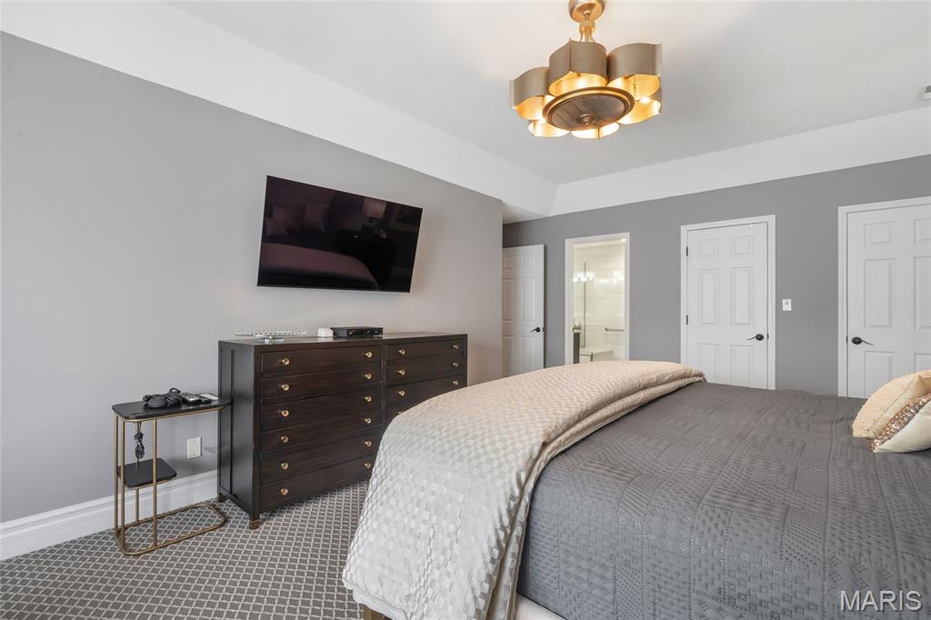 208 Ambridge Court Unit: 302