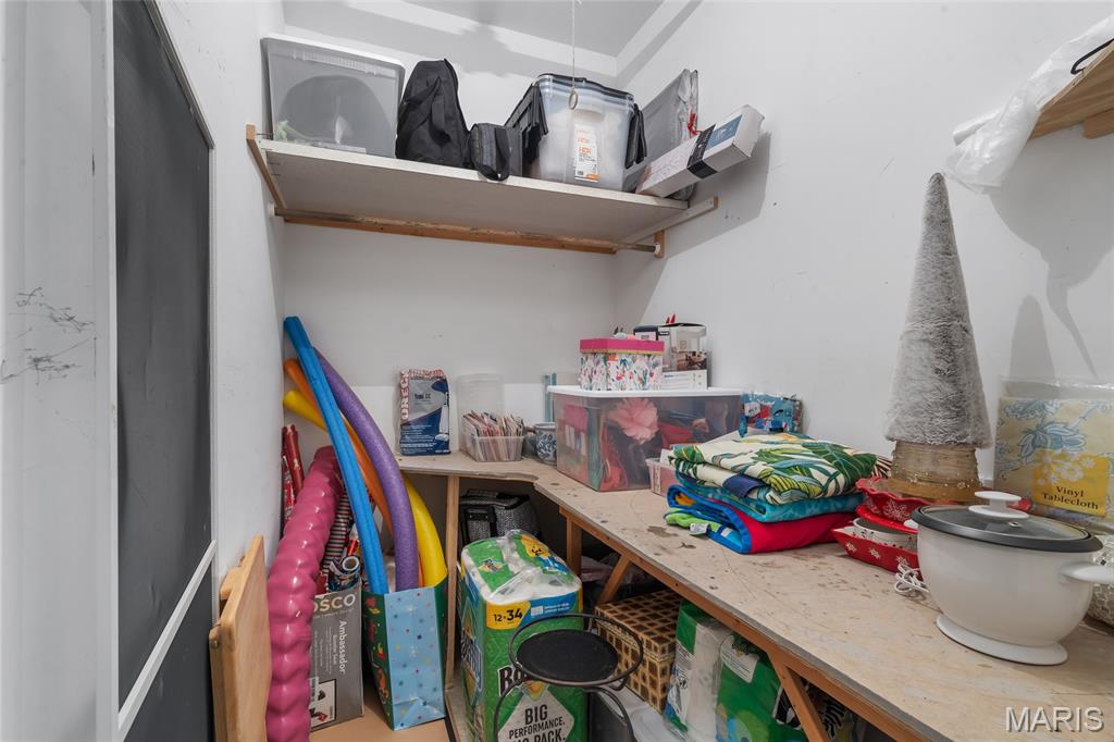 208 Ambridge Court Unit: 302